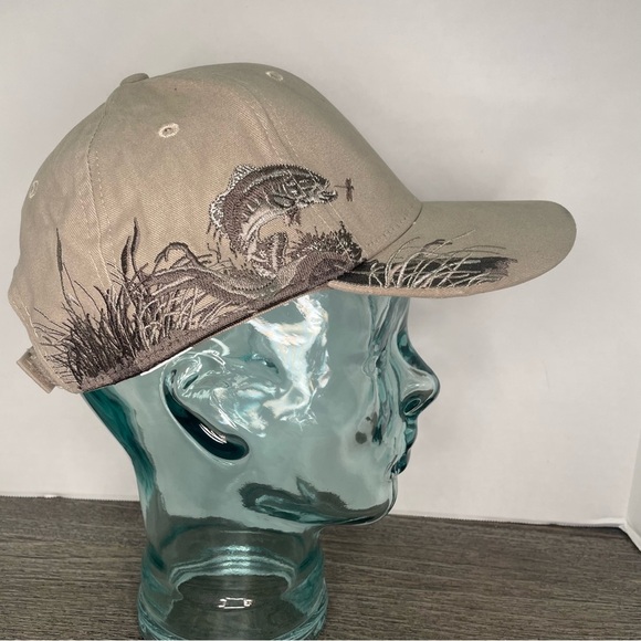 Beige Dri Duck trader Cap with Fish Embroidery. Adjustable fit. Pre-owned - Picture 1 of 9